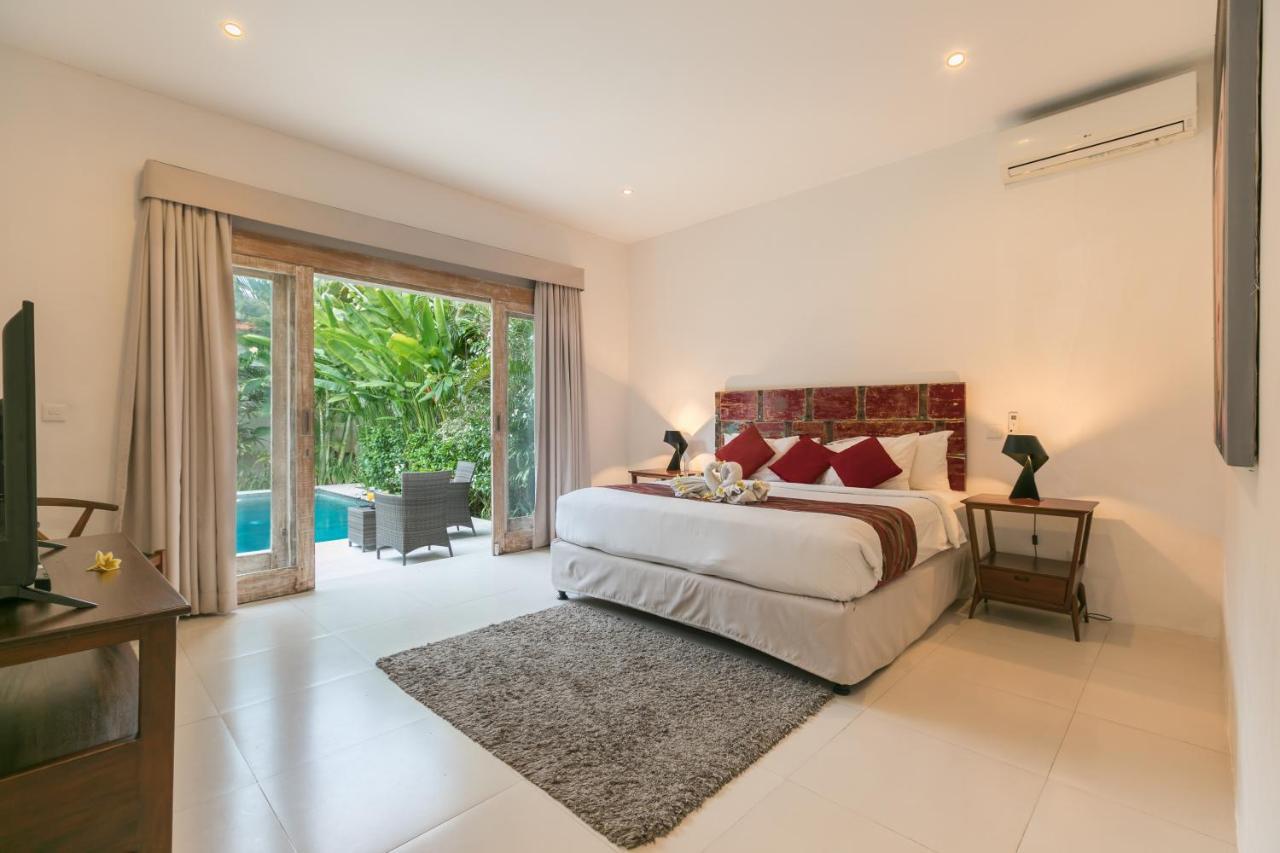 Villa Briana Seminyak By Villas R Us ภายนอก รูปภาพ