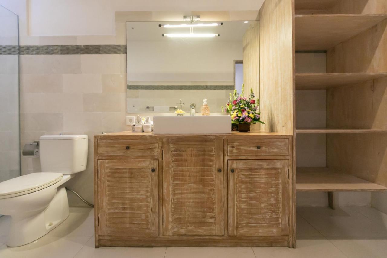 Villa Briana Seminyak By Villas R Us ภายนอก รูปภาพ