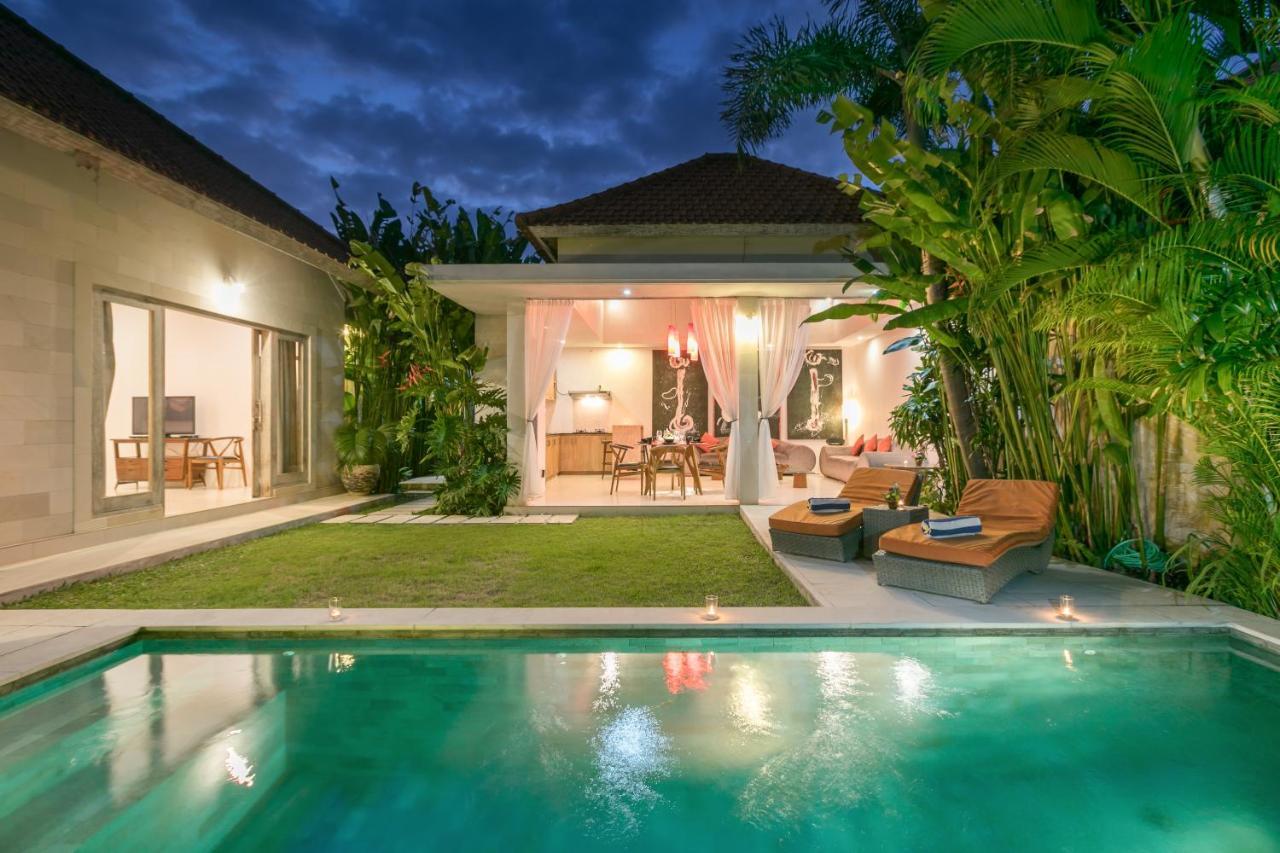 Villa Briana Seminyak By Villas R Us ภายนอก รูปภาพ