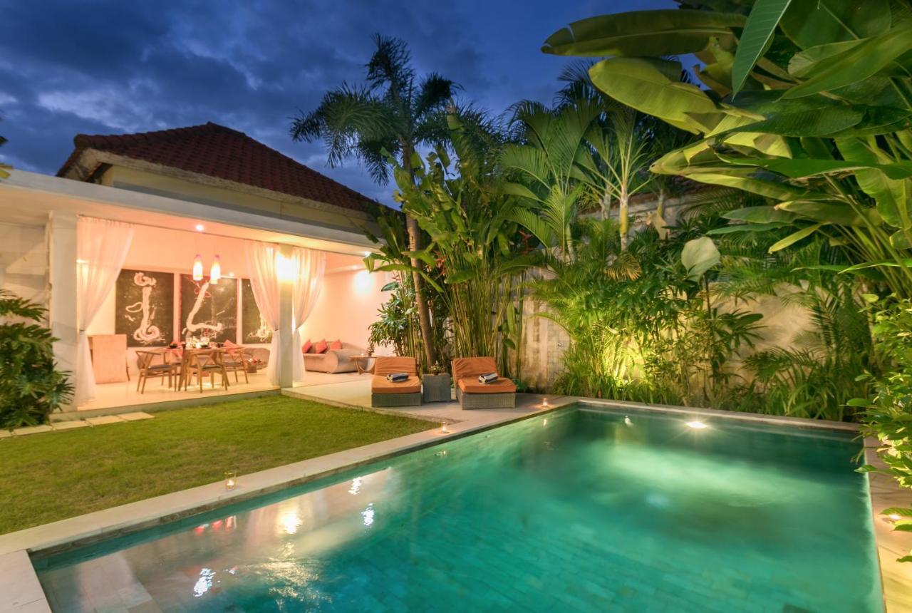 Villa Briana Seminyak By Villas R Us ภายนอก รูปภาพ
