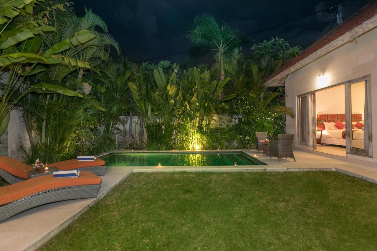 Villa Briana Seminyak By Villas R Us ภายนอก รูปภาพ