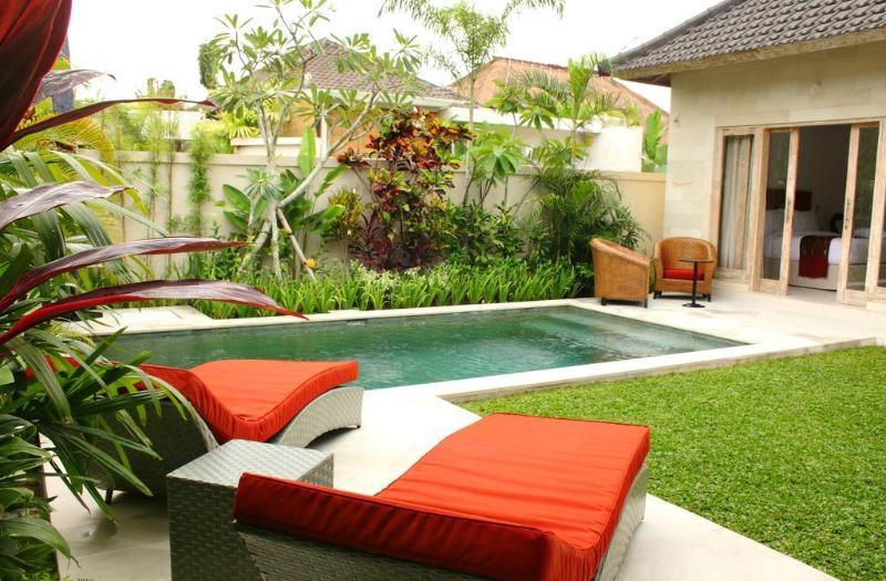 Villa Briana Seminyak By Villas R Us ภายนอก รูปภาพ
