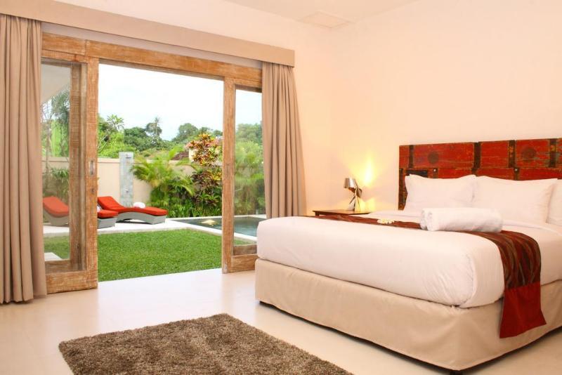 Villa Briana Seminyak By Villas R Us ภายนอก รูปภาพ
