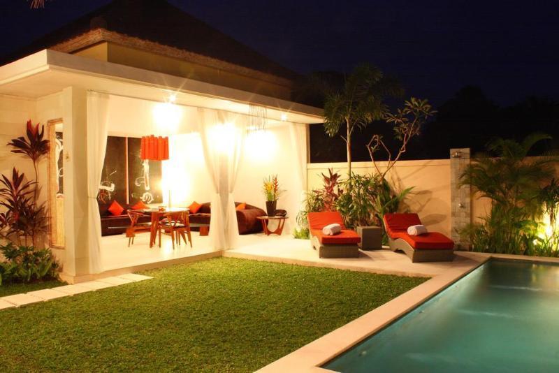 Villa Briana Seminyak By Villas R Us ภายนอก รูปภาพ